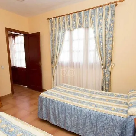 With Private Pool Near The Beach Caleta De Fuste
