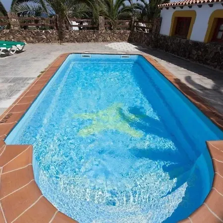With Private Pool Near The Beach Caleta De Fuste
