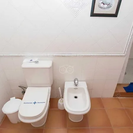Vila With Private Pool Near The Beach *