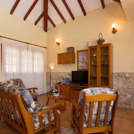 With Private Pool Near The Beach Caleta De Fuste