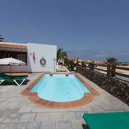 With Private Pool Near The Beach Vila Caleta De Fuste