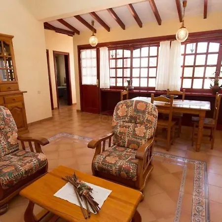 With Private Pool Near The Beach Vila Caleta De Fuste