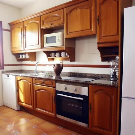 Vila With Private Pool Near The Beach *
